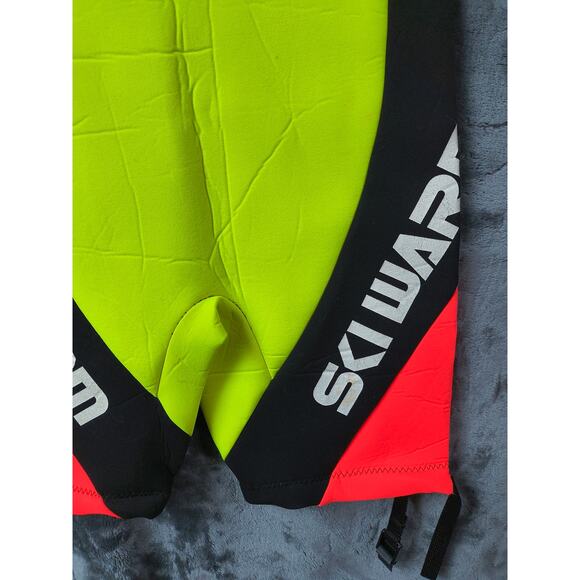 Ski Warm 'Wetsuits of Champions' Top - Size Large - Picture 2 of 9